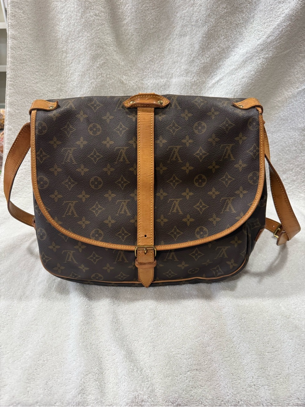 Authentic Vintage Louis Vuitton Brown Monogram Canvas Saumur 35